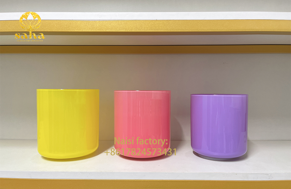 #FFFF4D#EB3C70#813C85 CCSB0003